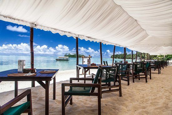 Sandals Restaurant & Barefoot Bar